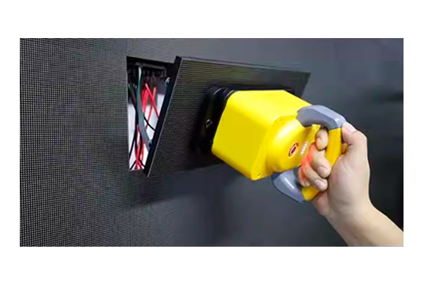 4 Fine pitch LED screen XP series with Front Maintenance Design.png