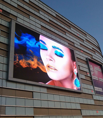 9 Application of Energy Saving LED Screen GE Series-Outdoor advertising media.jpg