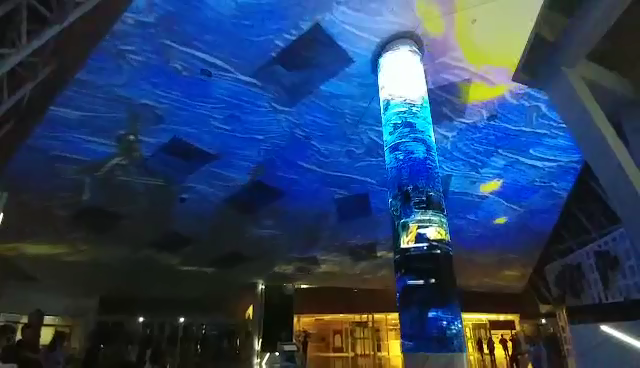 Seoul Shopping Mall P2.5 Cylindrical Flexible LED Display